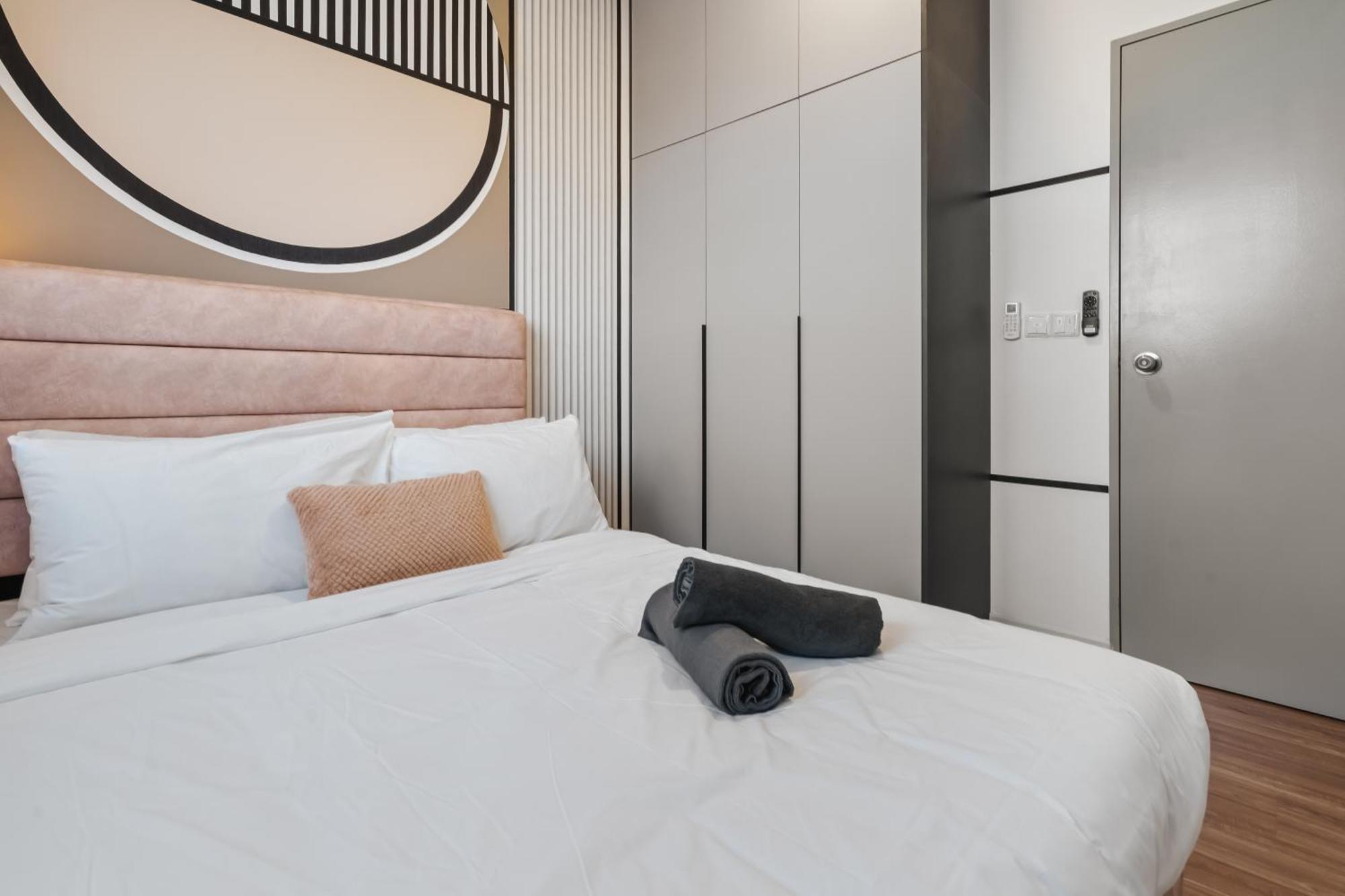 4br Luscious M Vertica Near Mrt By Rumabnb Pangsapuri Kuala Lumpur
